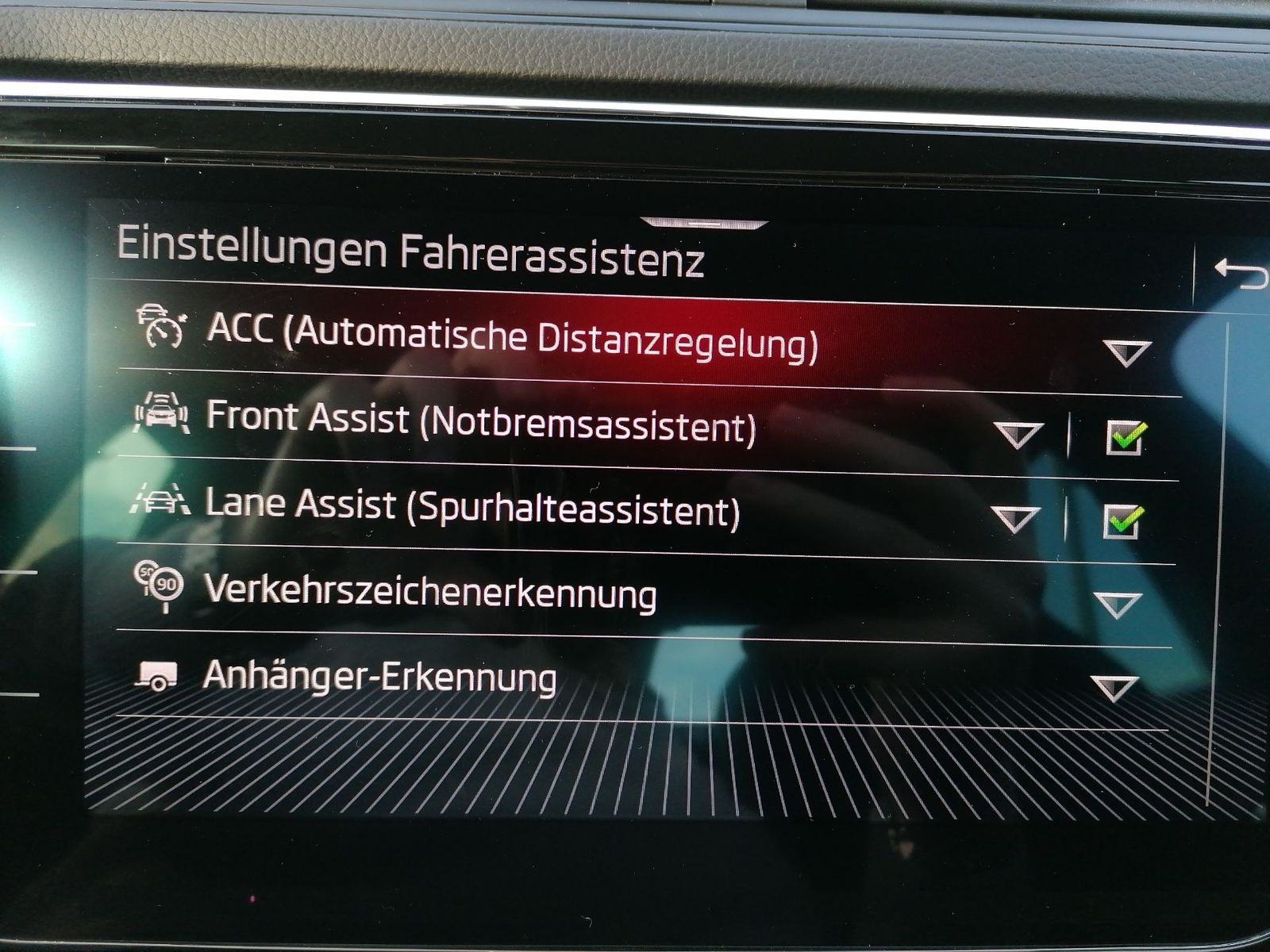 Škoda Superb 2,0 TSI DSG SportLine MATRIX DCC ACC ŠIBER VIRTUAL KAMER, fotografija 13