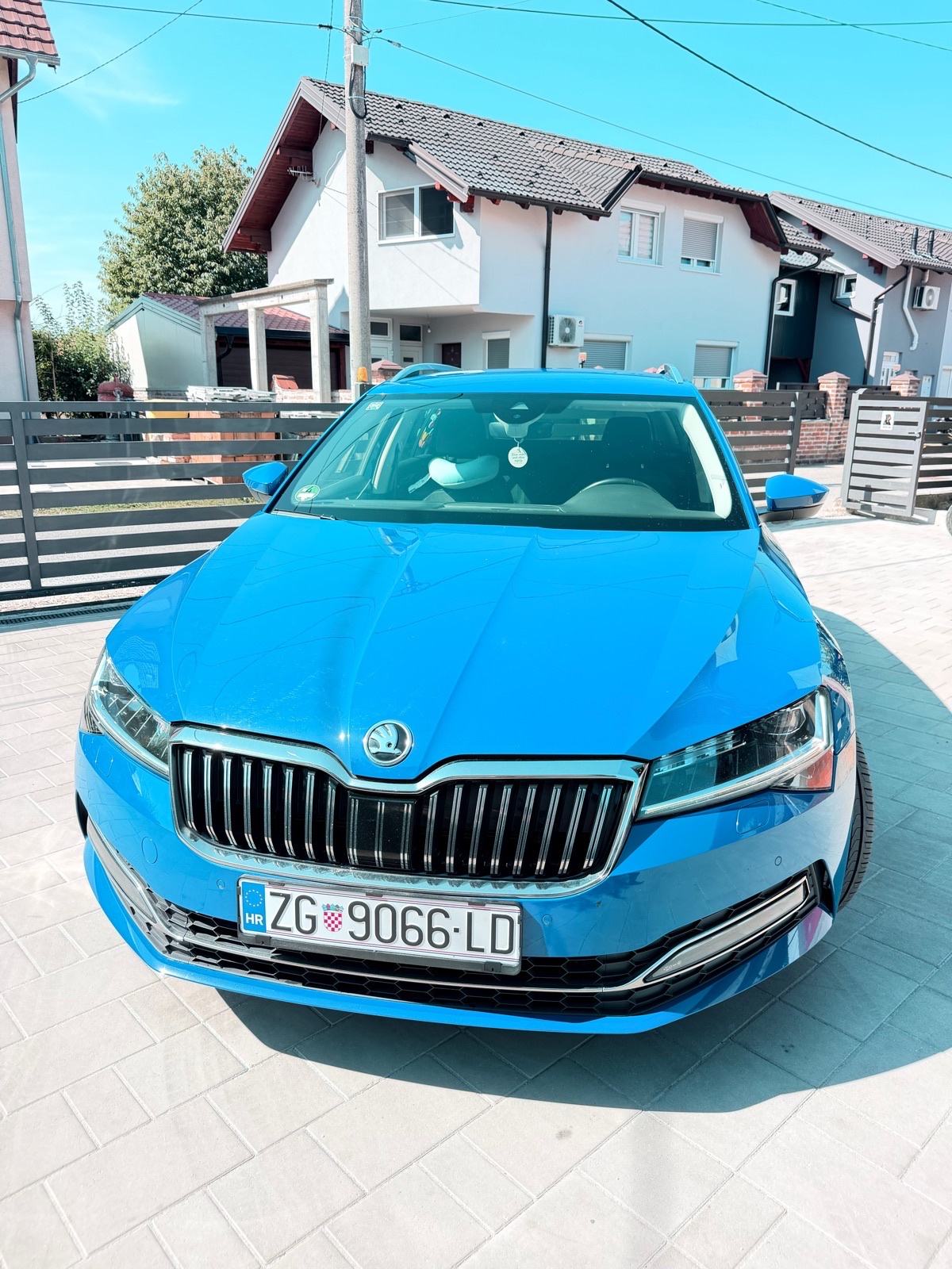 !! AKCIJA !!Skoda Superb 2.0tdi Dsg 200ks Style 2023, fotografija 1