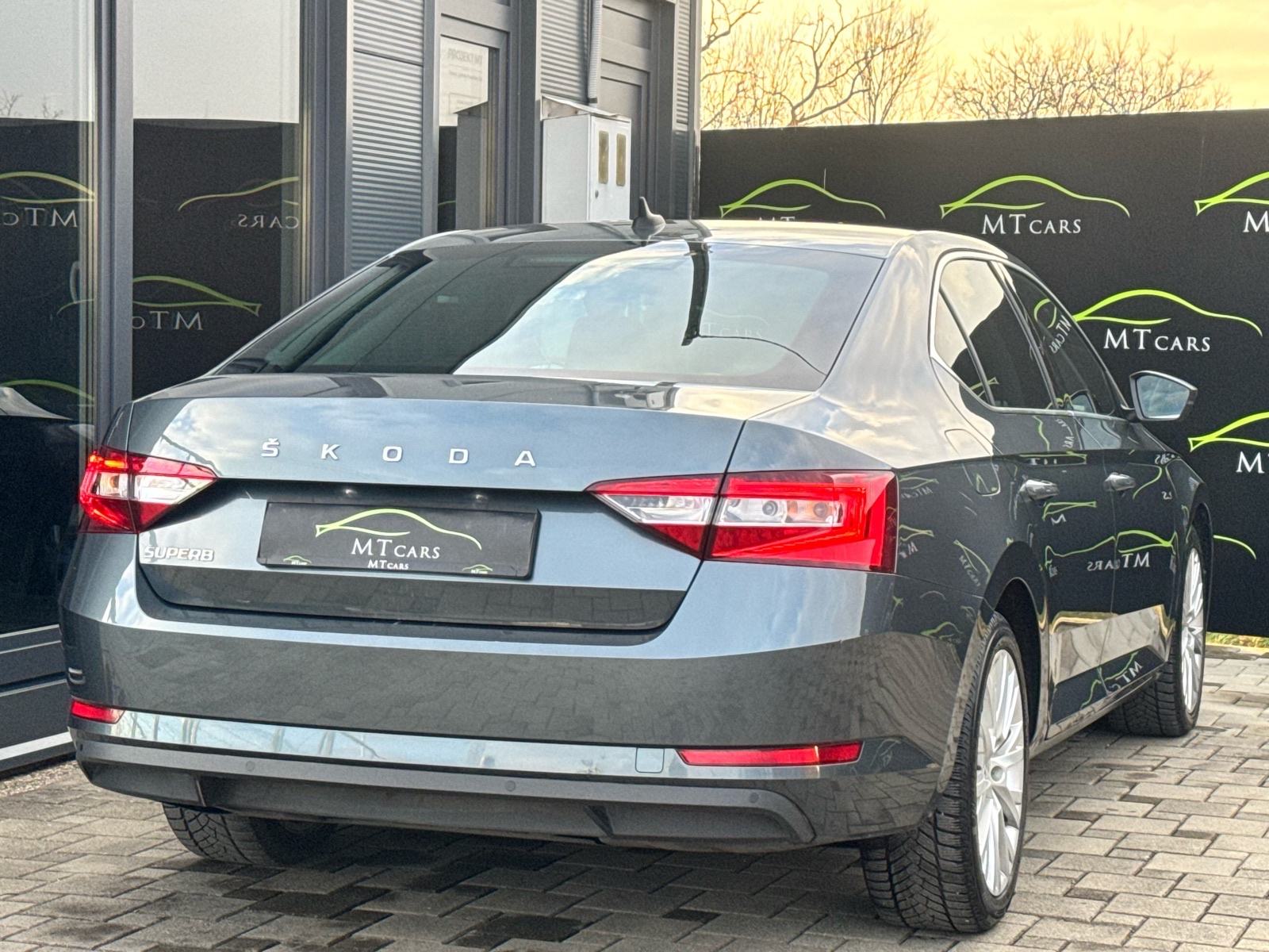 ŠKODA SUPERB 2.0TDI DSG REDIZAJN, LED, ACC, KEYLESS, JAMSTVO, fotografija 6