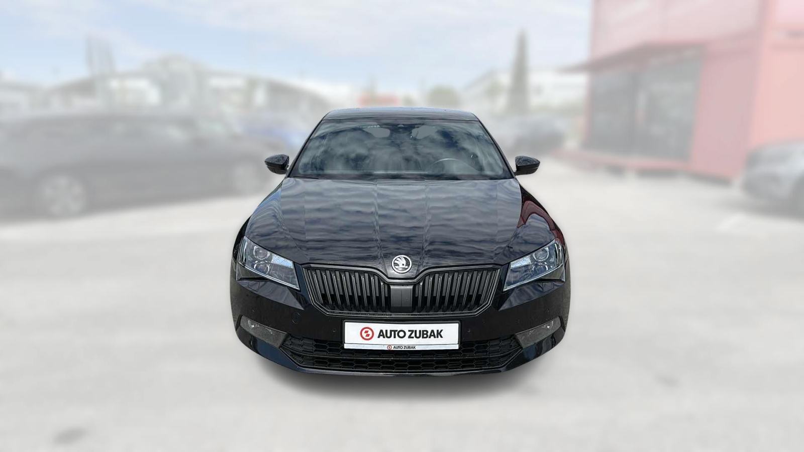 SKODA SUPERB 2019 • PREMIUM jamstvo • AutoZubak Rabljena, fotografija 1