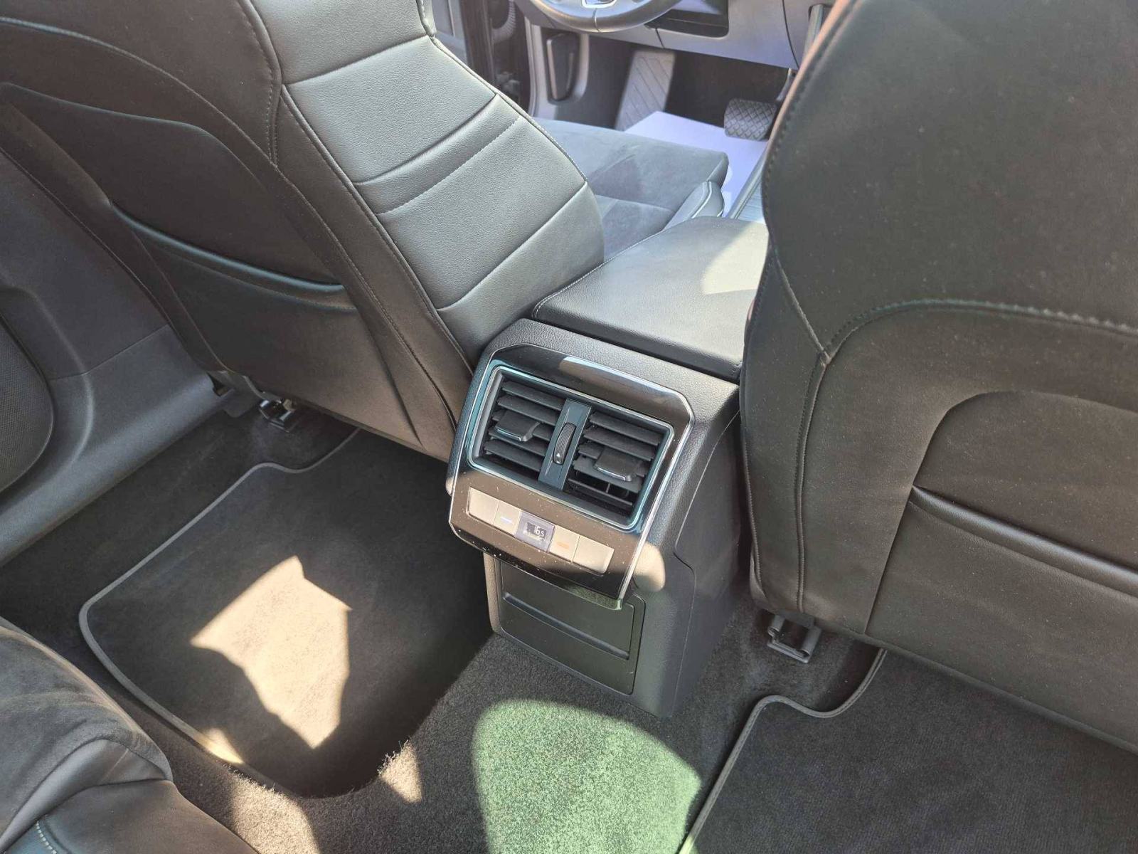 SKODA SUPERB 2021 • PREMIUM jamstvo • AutoZubak Rabljena, fotografija 20