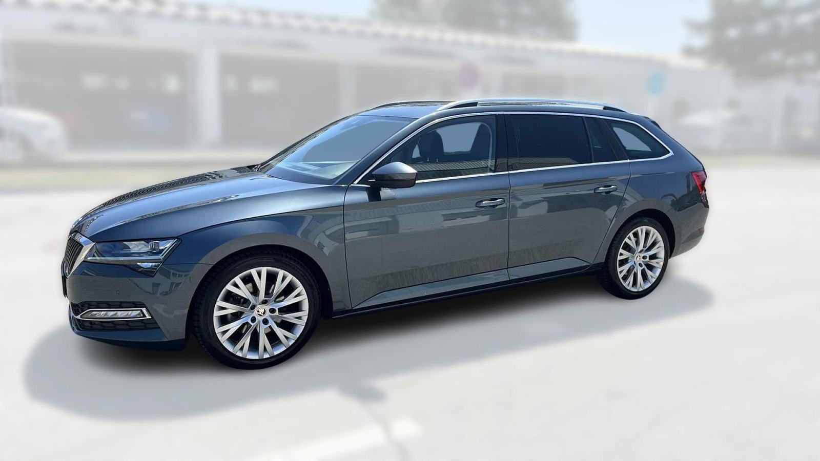 SKODA SUPERB 2022 • PREMIUM jamstvo • AutoZubak Rabljena, fotografija 4
