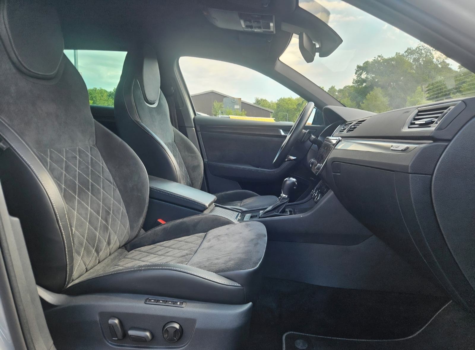 Škoda Superb 2022G SPORTLINE DSG 200KS *Leasing*Acc*Dcc*Alu19*Jamstvo*, fotografija 8