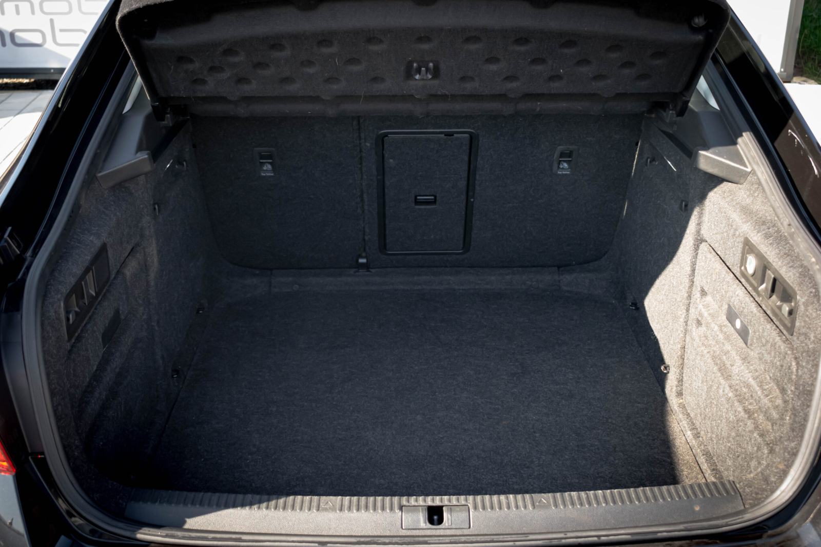 Škoda Superb Business 2.0 TDI, fotografija 8
