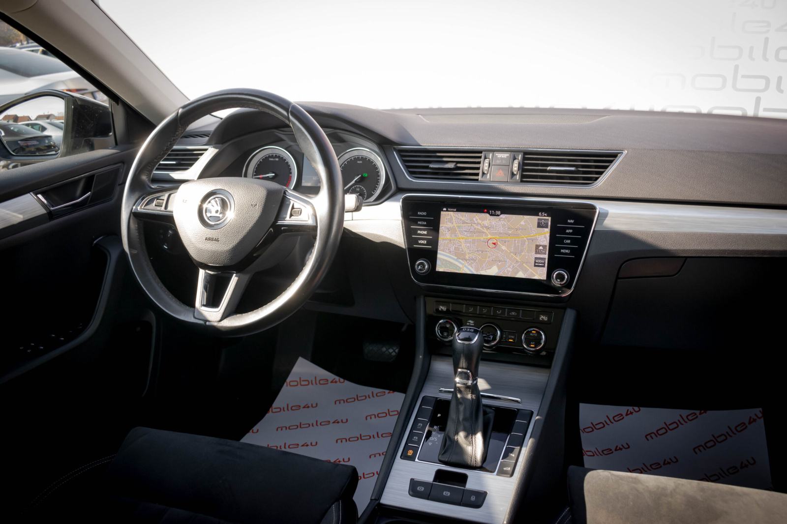 Škoda Superb Business 2.0 TDI, fotografija 9