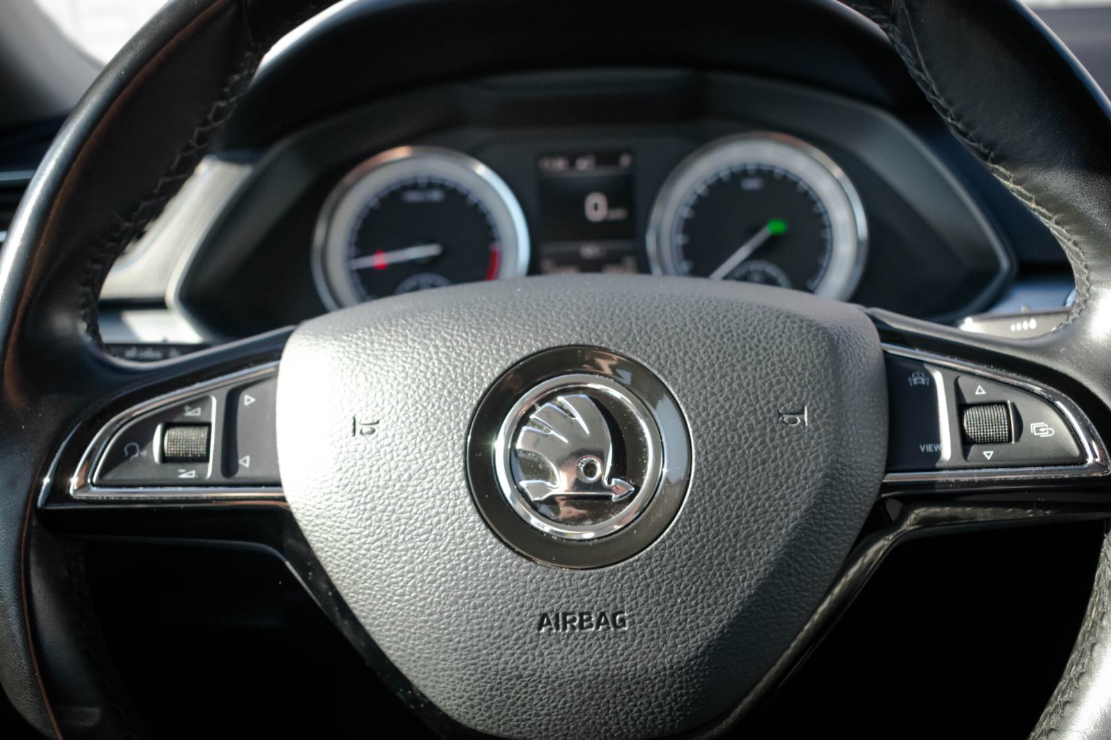 Škoda Superb Business 2.0 TDI, fotografija 11
