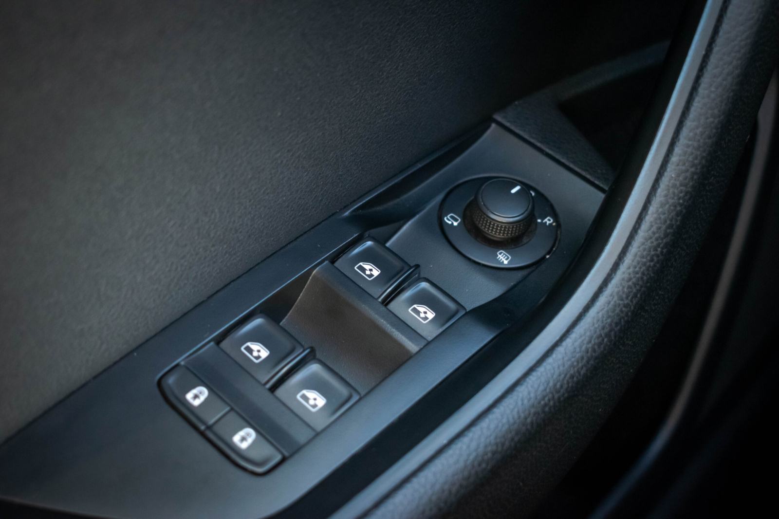 Škoda Superb Business 2.0 TDI, fotografija 15
