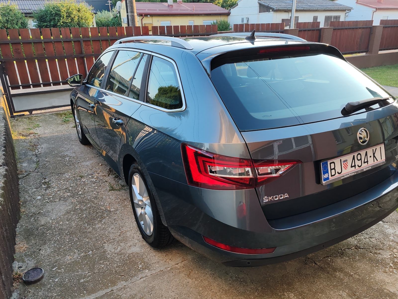Škoda Superb Combi 1,6 TDI 2016 STYLE, fotografija 3