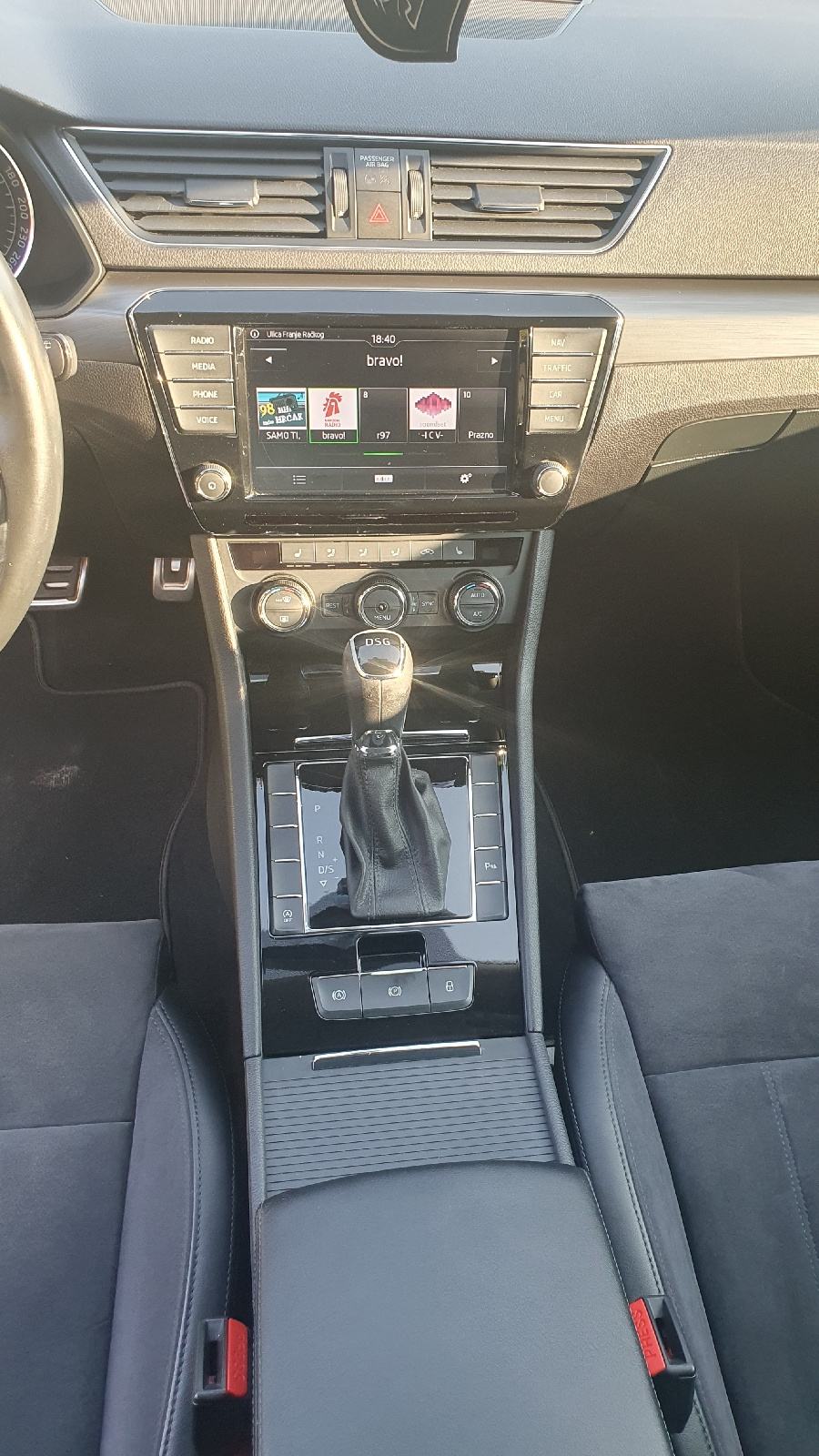Škoda Superb Combi 1,6 TDI DSG, fotografija 11