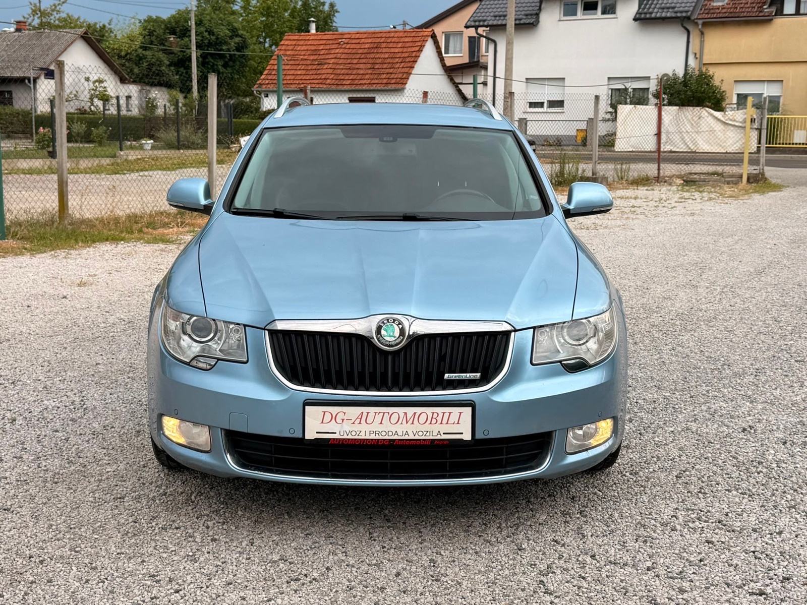 Škoda Superb Combi 1,6 TDI Elegance FULL OPREMA, fotografija 3