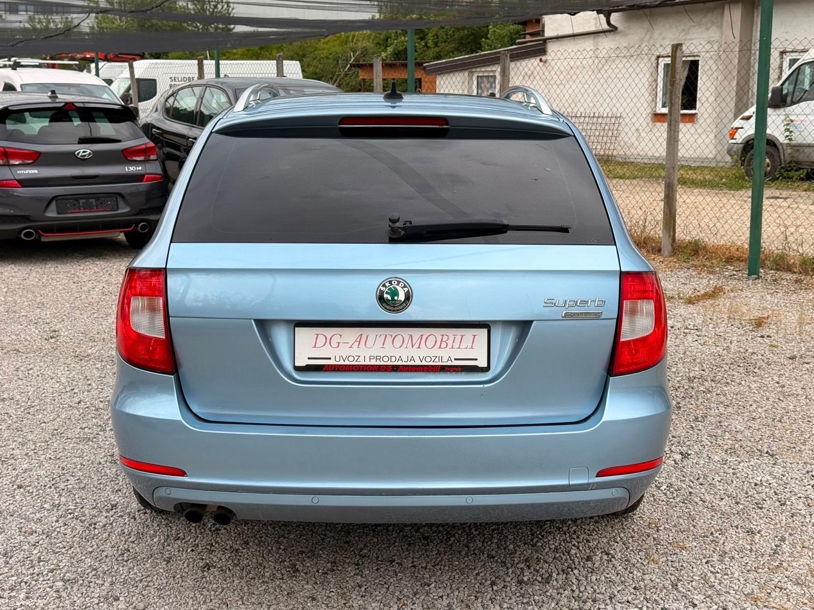 Škoda Superb Combi 1,6 TDI Elegance FULL OPREMA, fotografija 8