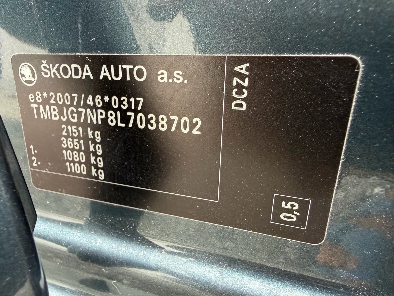 Škoda Superb Combi 1.6TDI DSG/kamera/led/navi/veliki servis/jamstvo/, fotografija 18