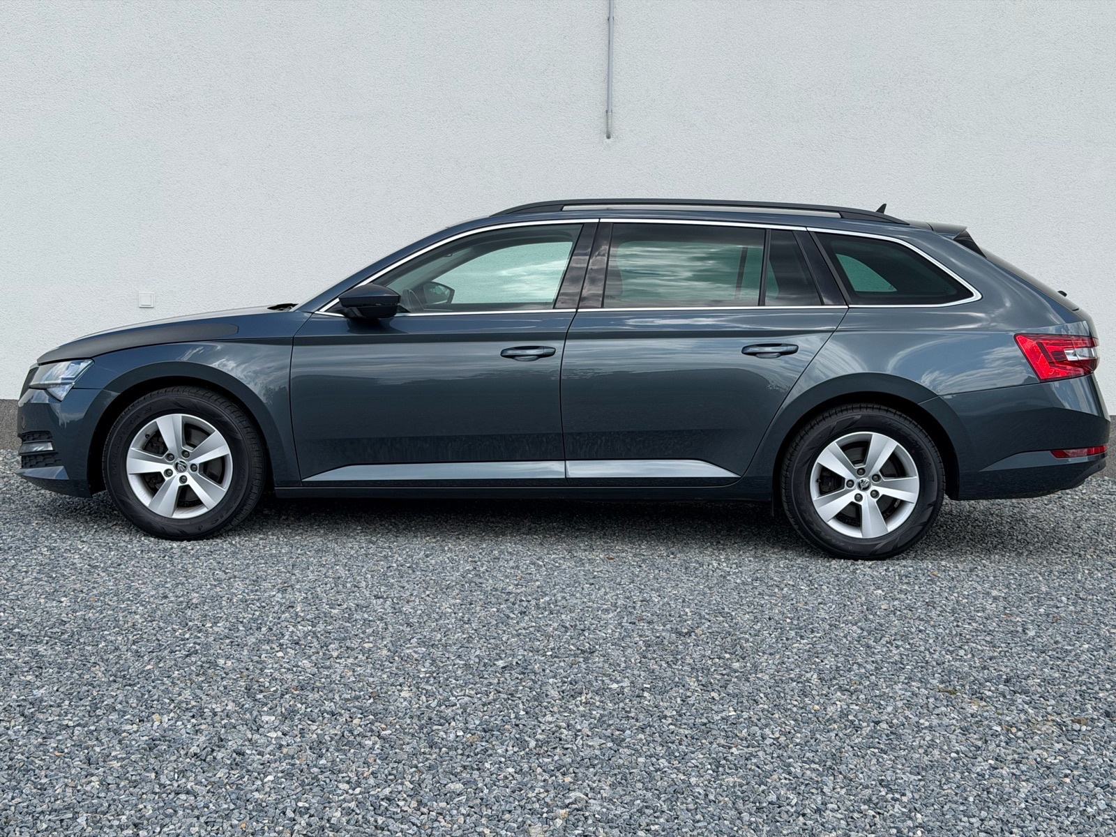 Škoda Superb Combi 1.6TDI DSG/kamera/led/navi/veliki servis/jamstvo/, fotografija 8