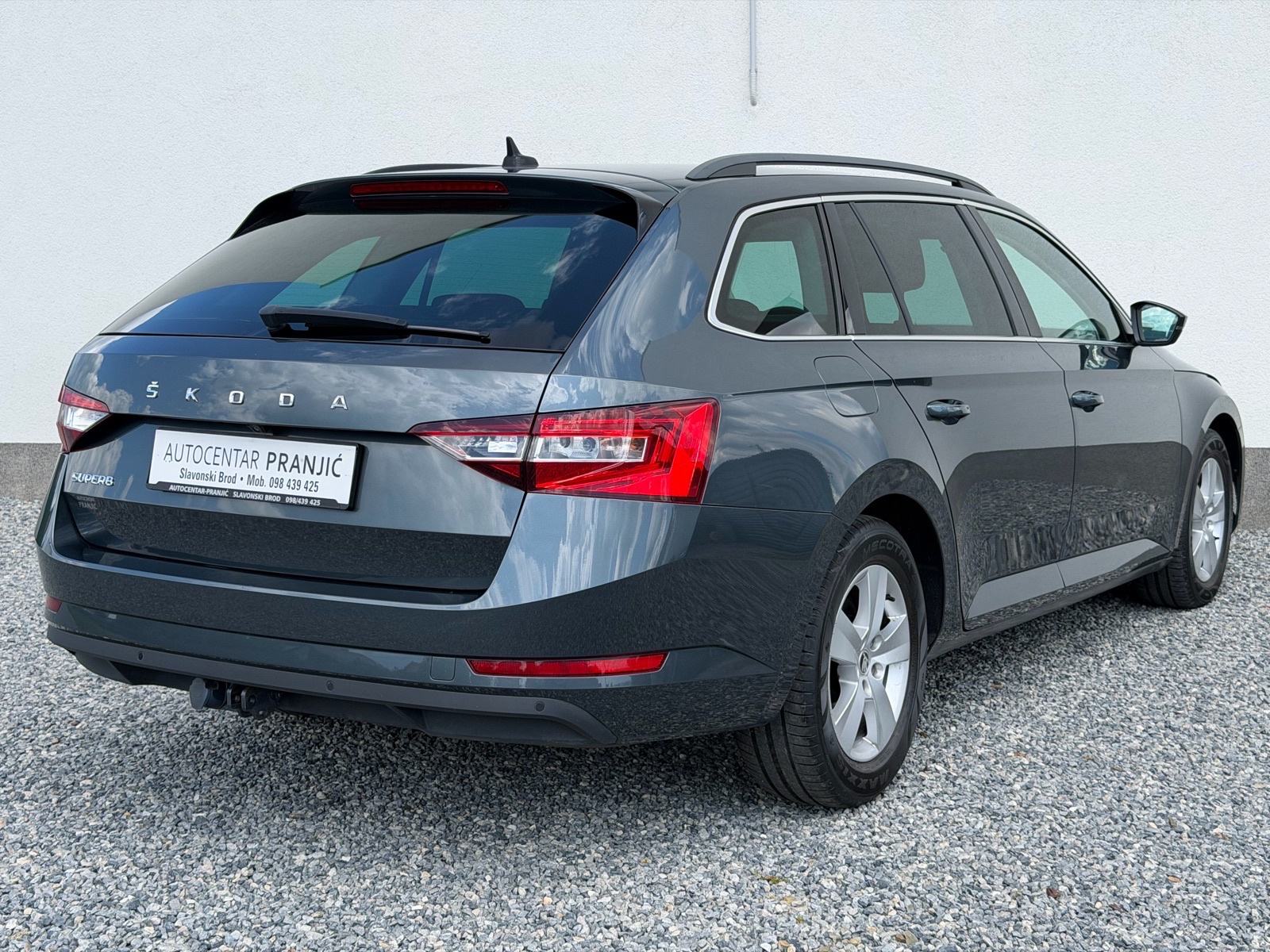 Škoda Superb Combi 1.6TDI DSG/kamera/led/navi/veliki servis/jamstvo/, fotografija 4