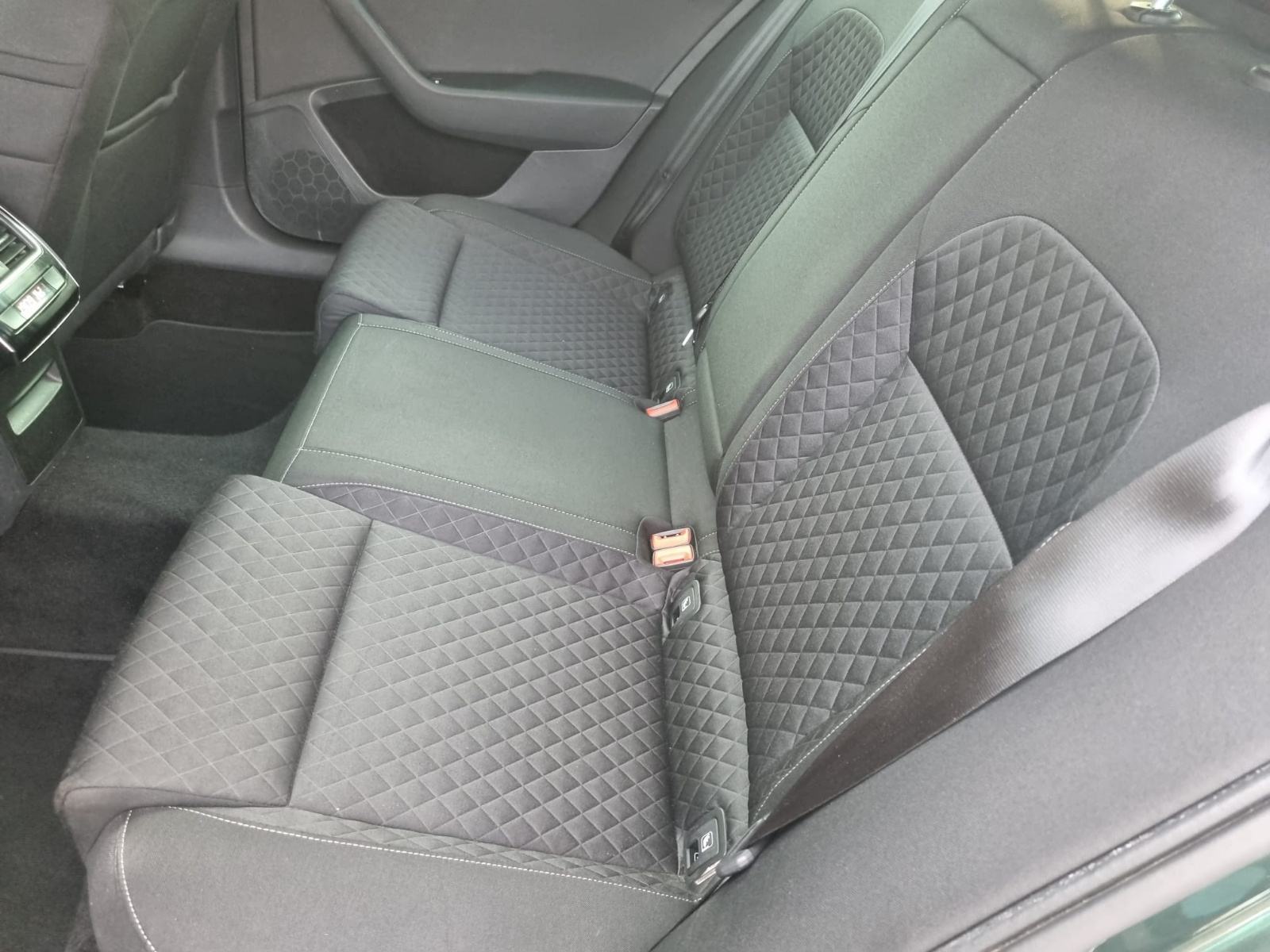 Škoda Superb Combi 2,0 TDI automatik 4x4 , 200 KS, fotografija 13