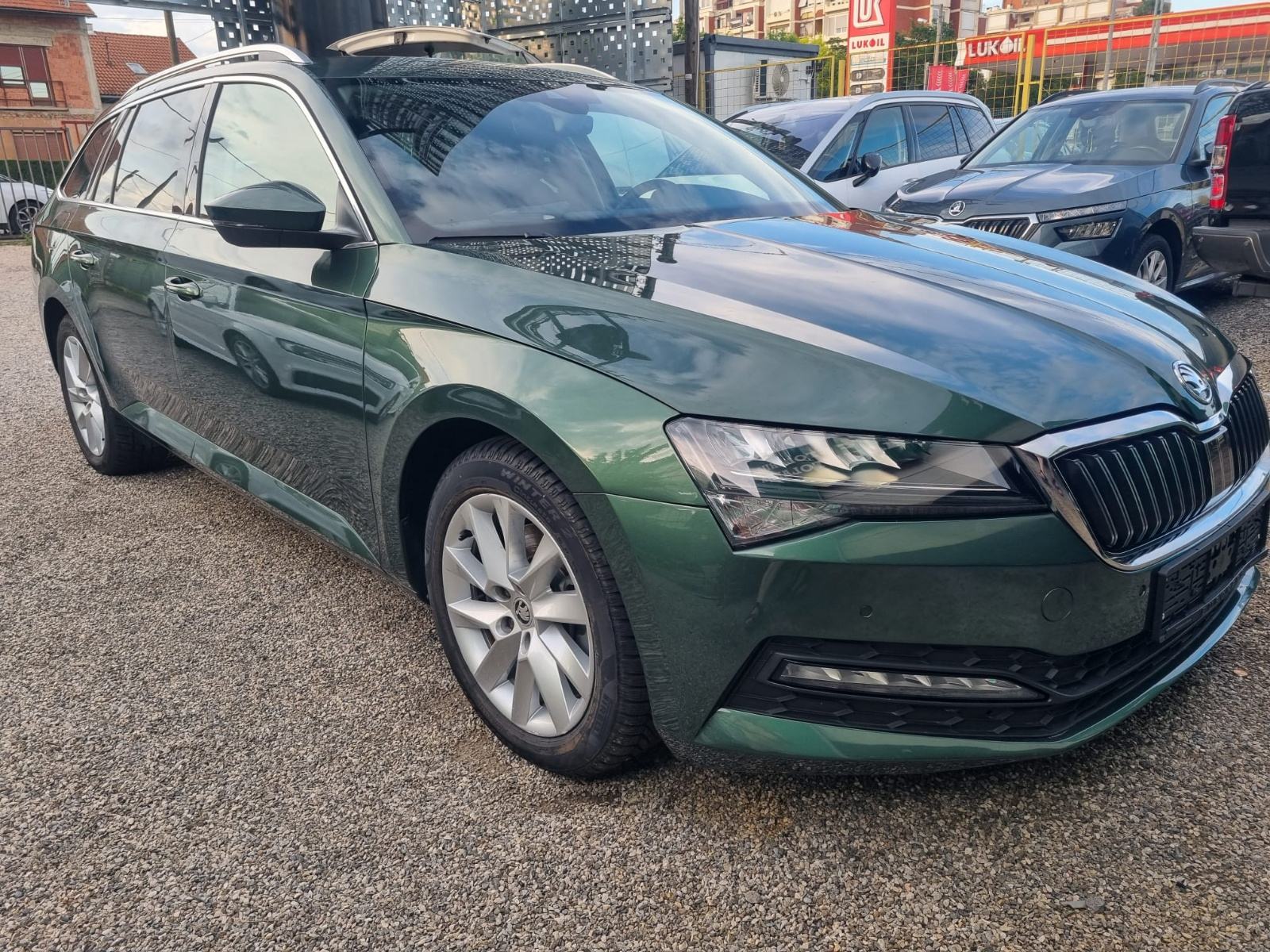 Škoda Superb Combi 2,0 TDI automatik 4x4 , 200 KS, fotografija 2