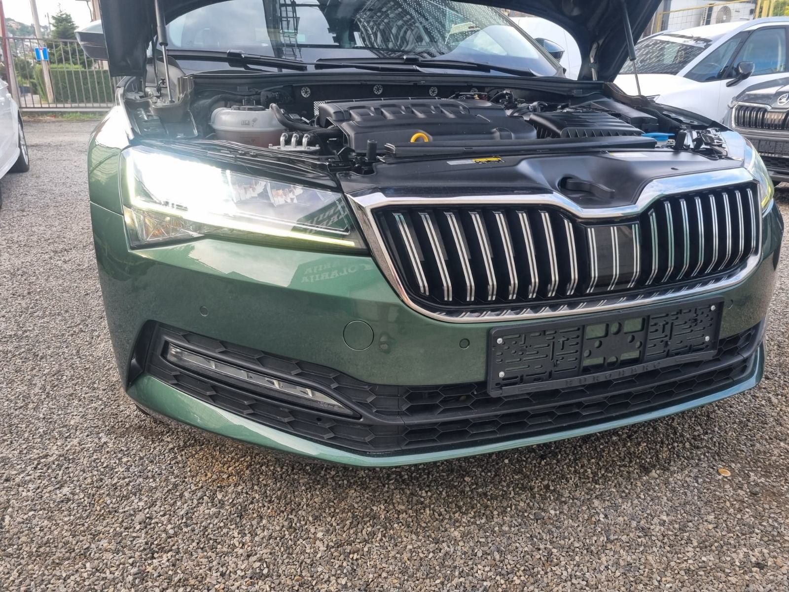 Škoda Superb Combi 2,0 TDI automatik 4x4 , 200 KS, fotografija 3
