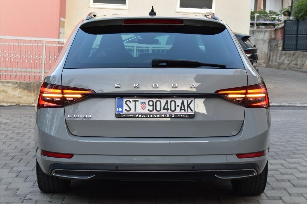 Škoda Superb Combi Sportline 2,0 TDI 140kw DSG reg.do 07/27, fotografija 6