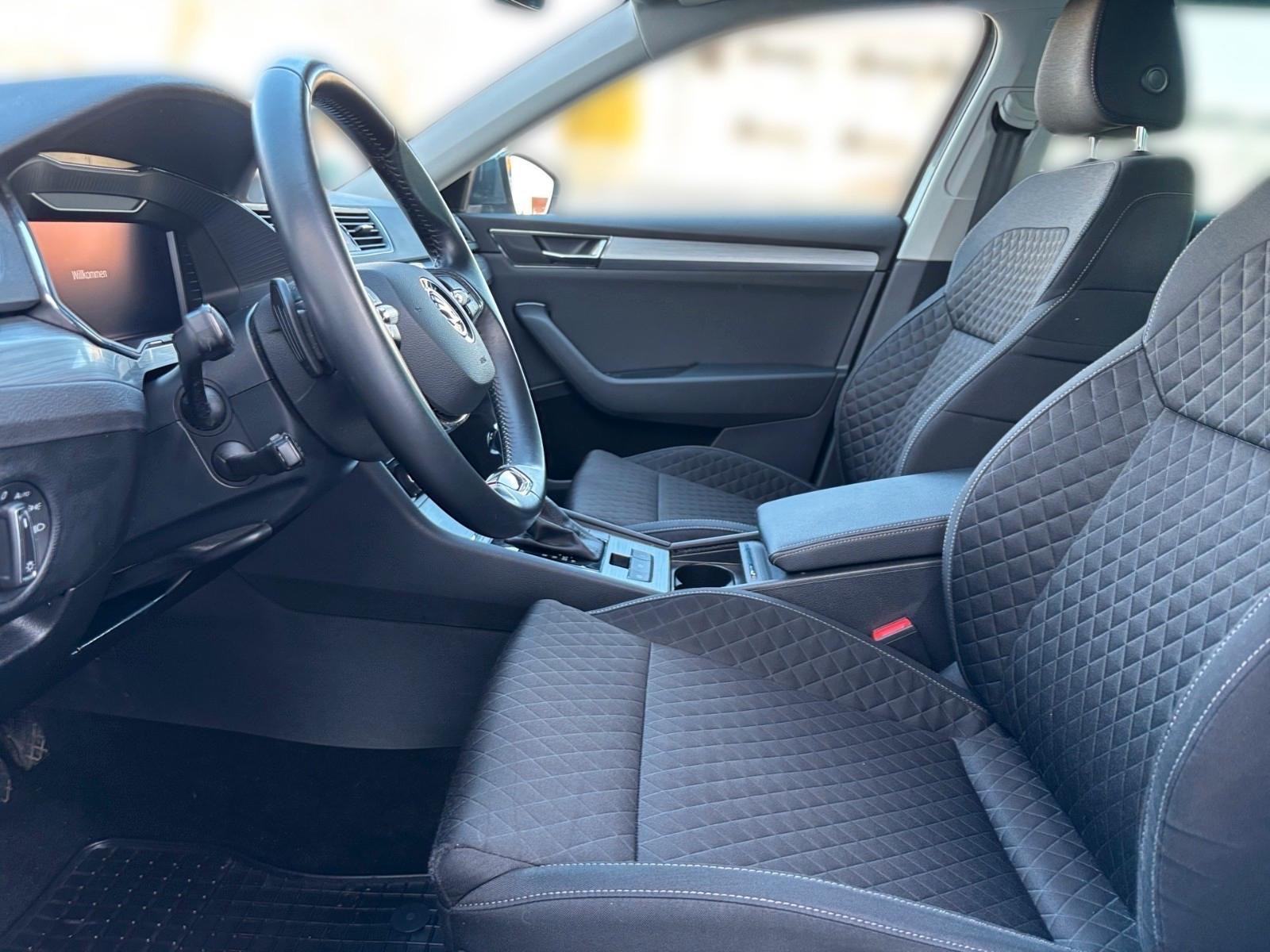 Škoda Superb Combi 2,0 TDI- DSG KO NOVO JAMSTVO 1 g, fotografija 11