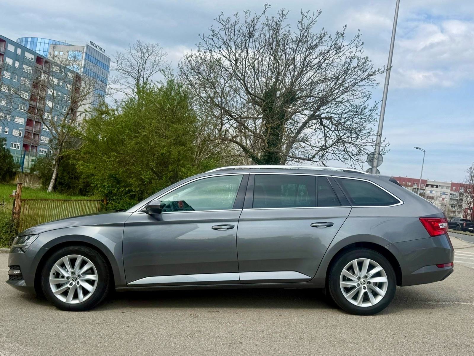 Škoda Superb Combi 2,0 TDI- DSG KO NOVO JAMSTVO 1 g, fotografija 9