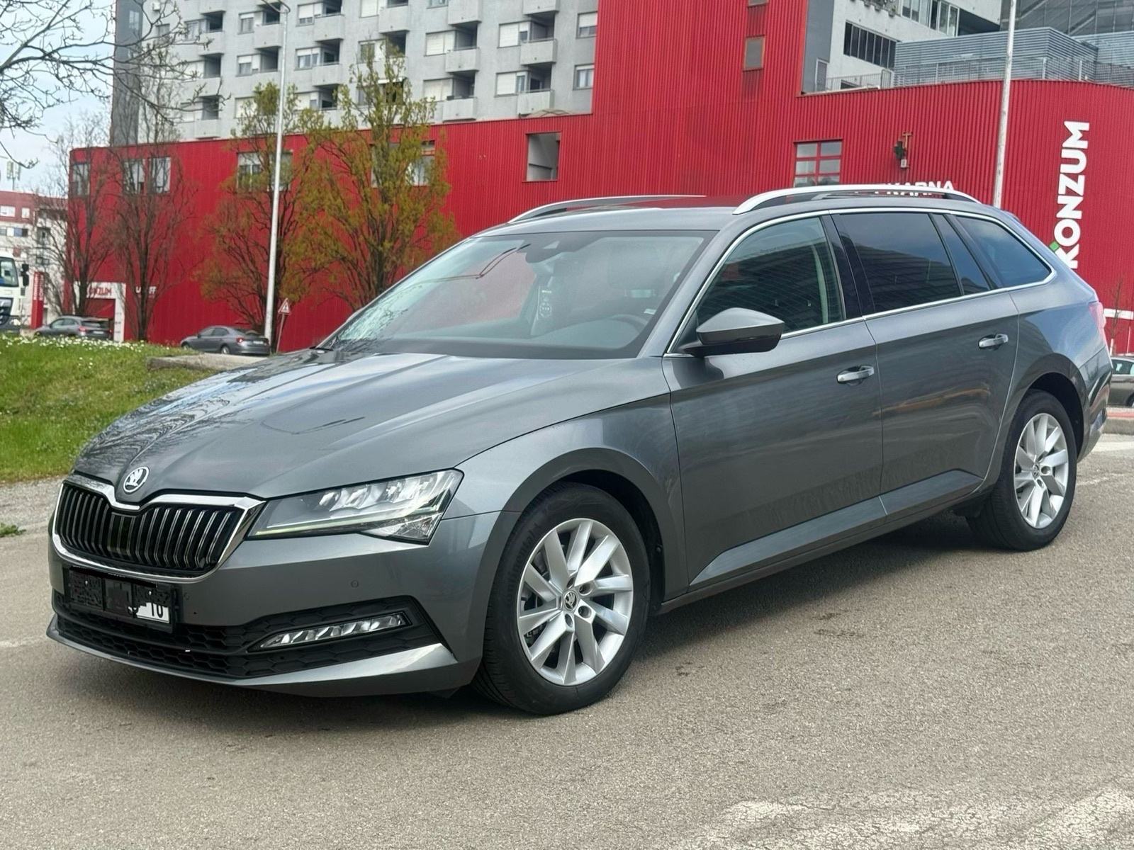 Škoda Superb Combi 2,0 TDI- DSG KO NOVO JAMSTVO 1 g, fotografija 3
