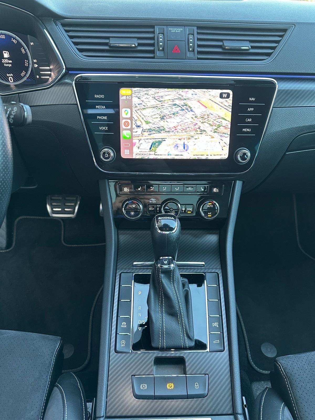 Škoda Superb Sportline 2.0 TDI DSG – PANO/MATRIX/360° –, fotografija 11