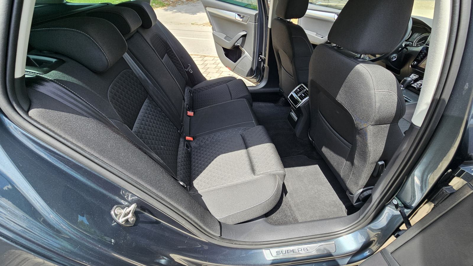 ⭐️Škoda Superb 2,0 TDI Automatik●Style●Led●Kamera●Navigacija, fotografija 17