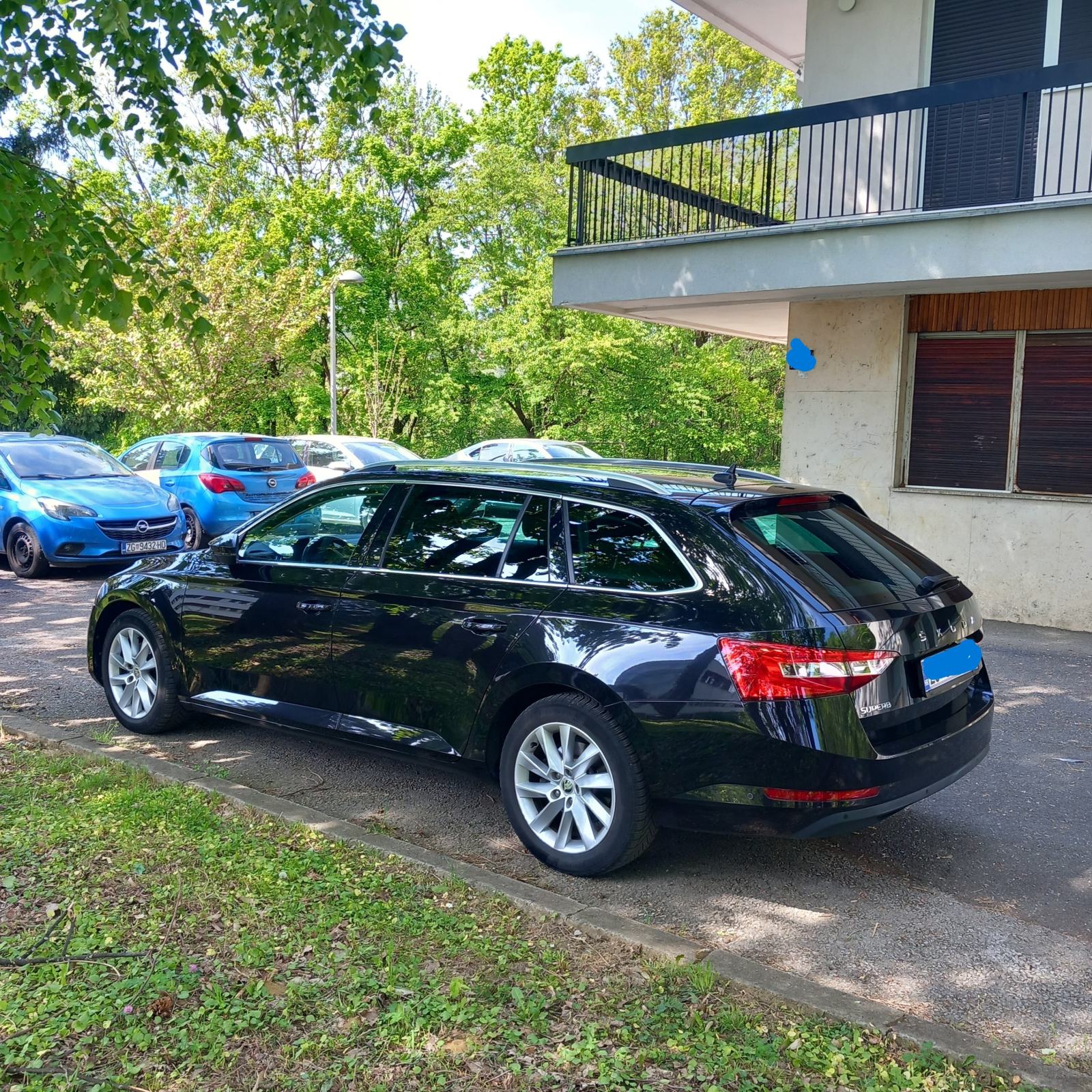Škoda Superb Combi 2,0 TDI, DSG, 1. vl. 2021.g. Veliki servis, kasko, fotografija 20