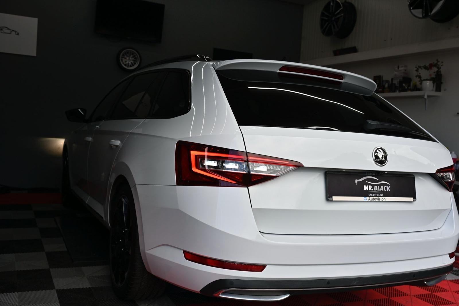 Škoda Superb Combi 2,0 TDI,Dsg,4x4, FULL.. ODLIČAN!!!, fotografija 4