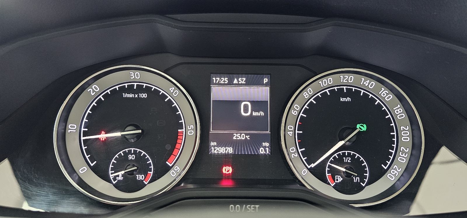 Škoda Superb Combi 2,0 TDI automatik Laurin&Klement 190ks, fotografija 18
