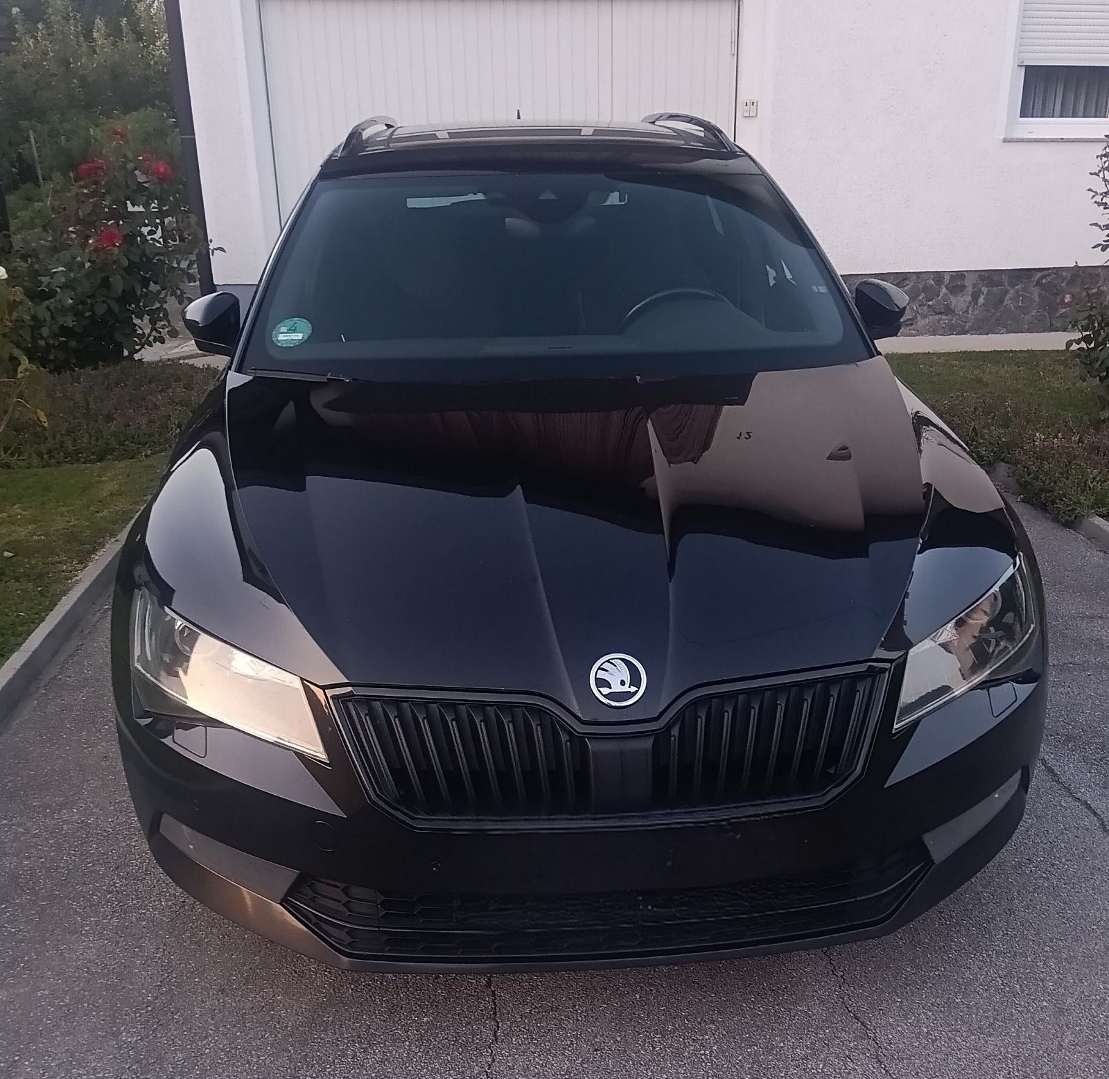 Škoda Superb 2,0 TDI DSG automatik, fotografija 6