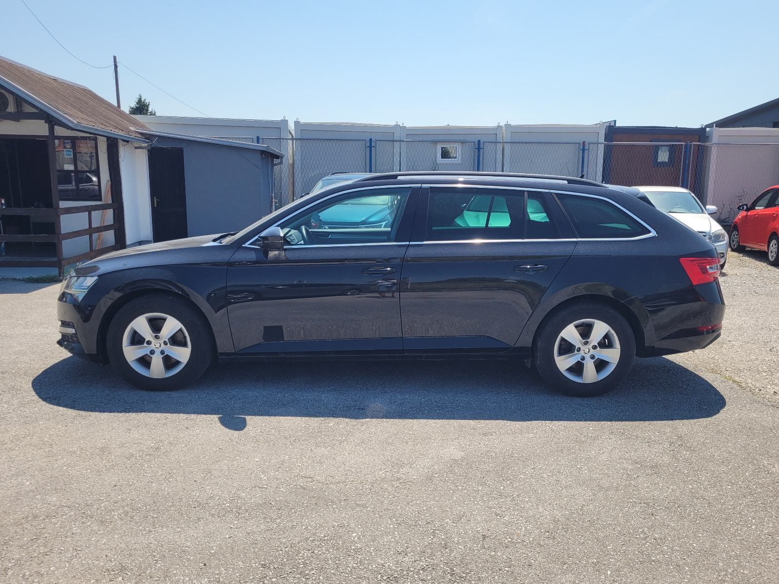 Škoda Superb Combi 2,0 TDI DSG#LEASING#GARANCIJA #, fotografija 2