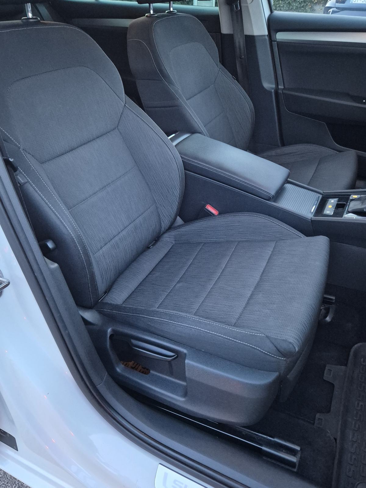 Škoda Superb Combi 2,0 TDI "" DSG "" PERLA BOJA, fotografija 14