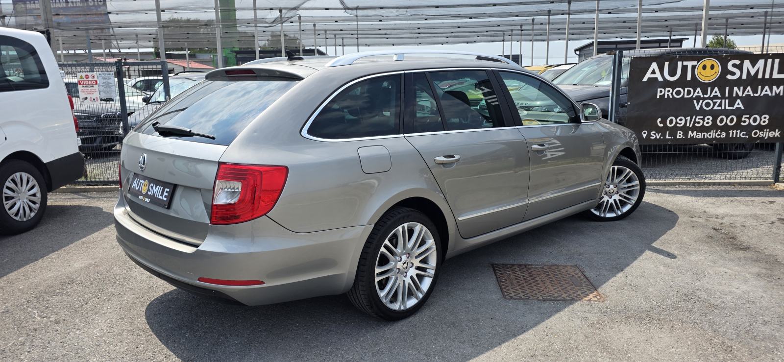 Škoda Superb Combi 2,0 TDI DSG, BI-XENON, AUT. KLIMA, NAVI, REG 04/27., fotografija 5