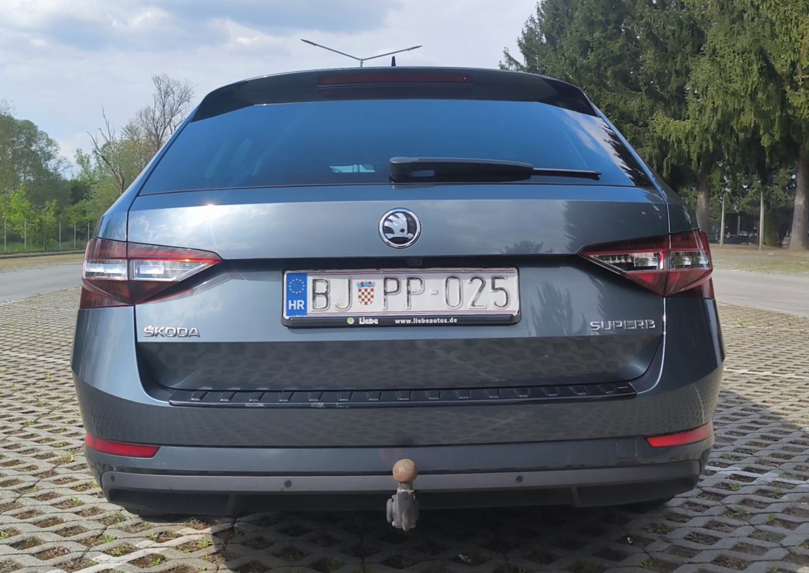 Škoda Superb Combi 2,0 TDi, DSG, Virtual, 140kw, EKSTRA STANJE, fotografija 15