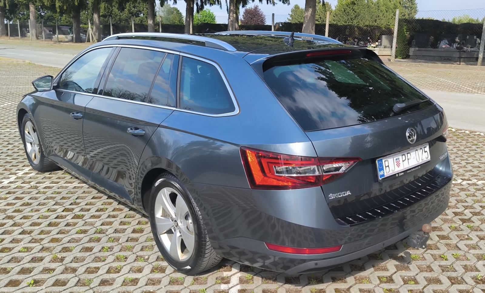 Škoda Superb Combi 2,0 TDi, DSG, Virtual, 140kw, EKSTRA STANJE, fotografija 7