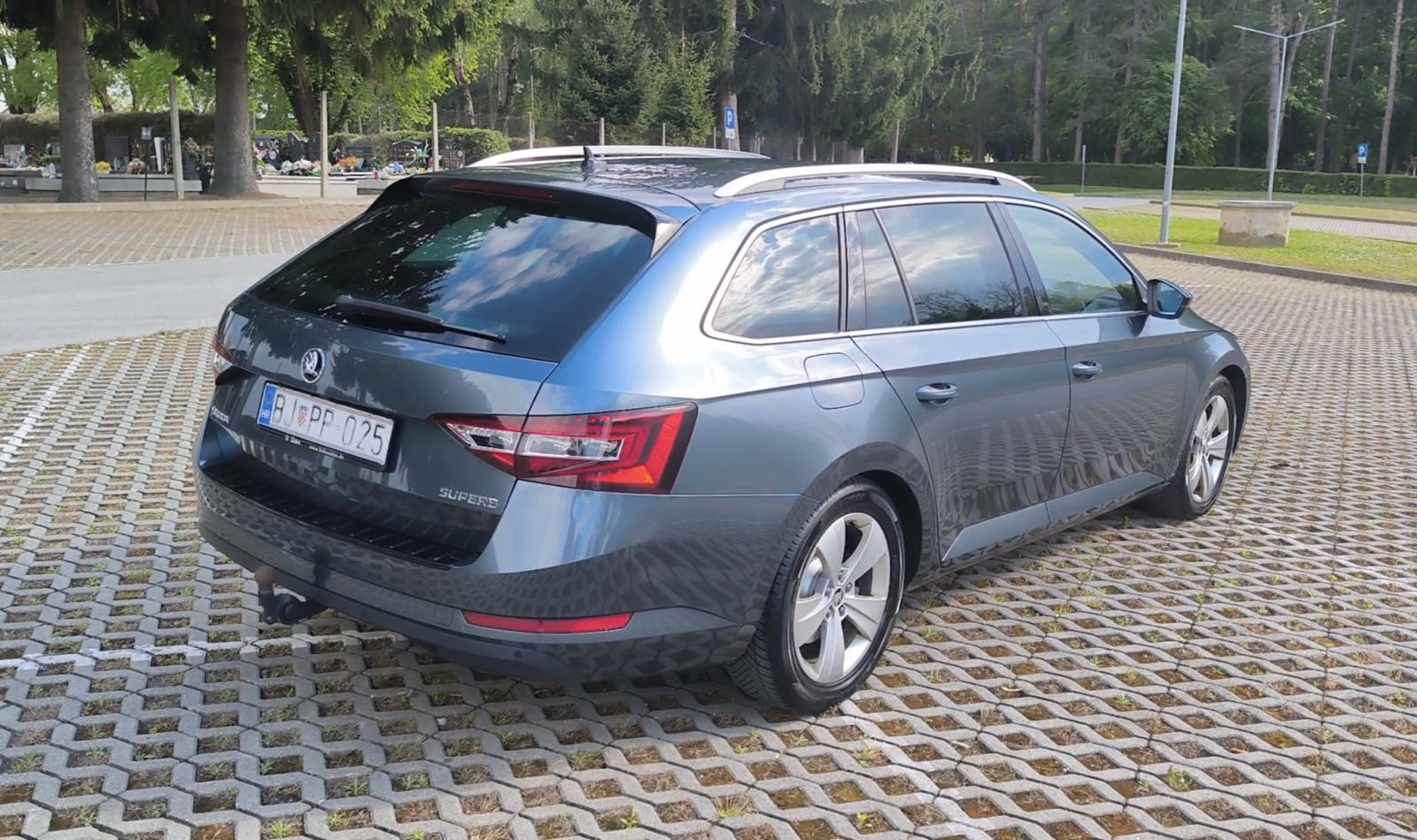 Škoda Superb Combi 2,0 TDi, DSG, Virtual, 140kw, EKSTRA STANJE, fotografija 13