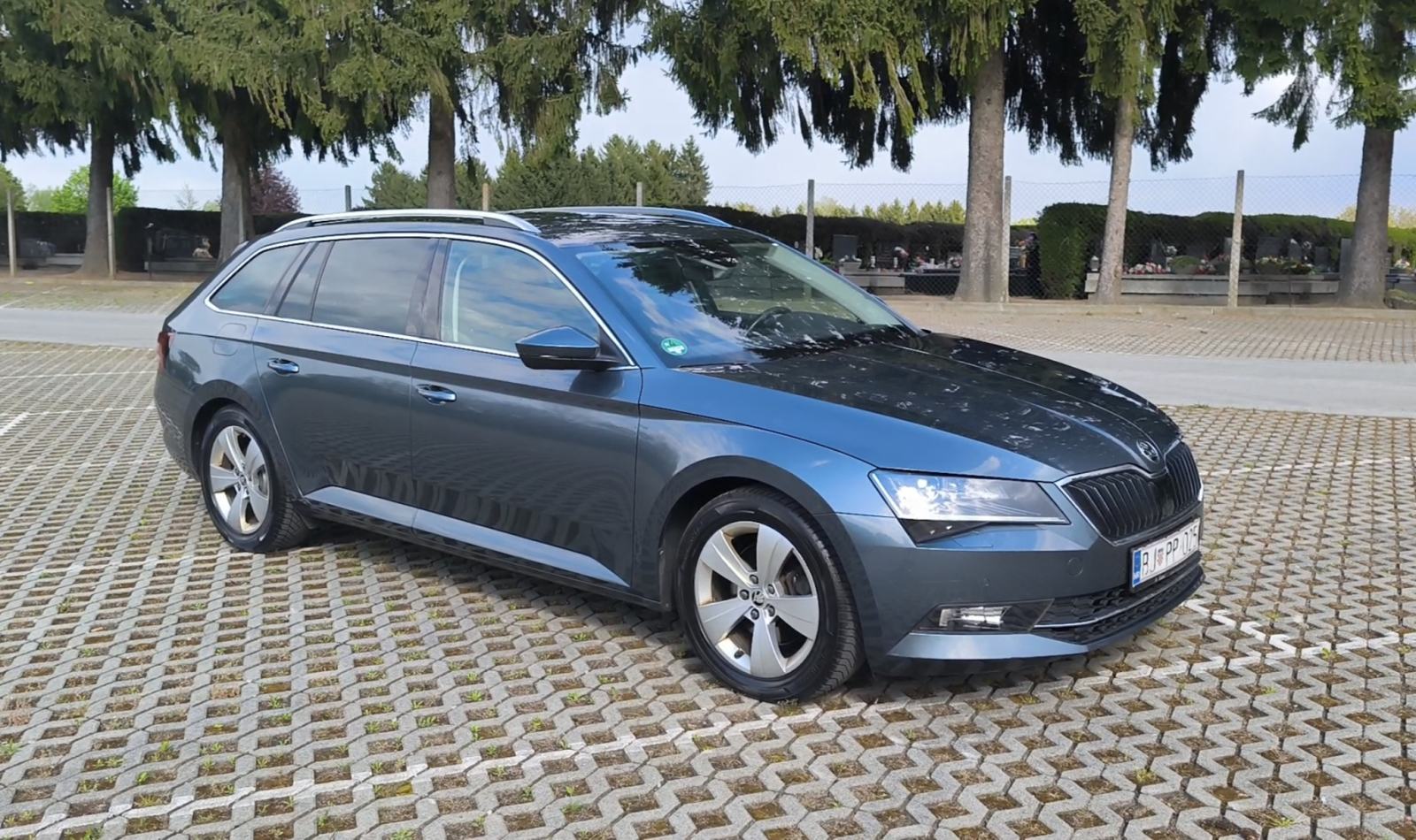 Škoda Superb Combi 2,0 TDi, DSG, Virtual, 140kw, EKSTRA STANJE, fotografija 10