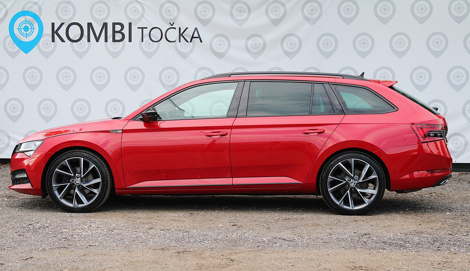 Škoda Superb Combi 2,0 TDI MATRIX VIRTUAL RADAR temp, fotografija 8