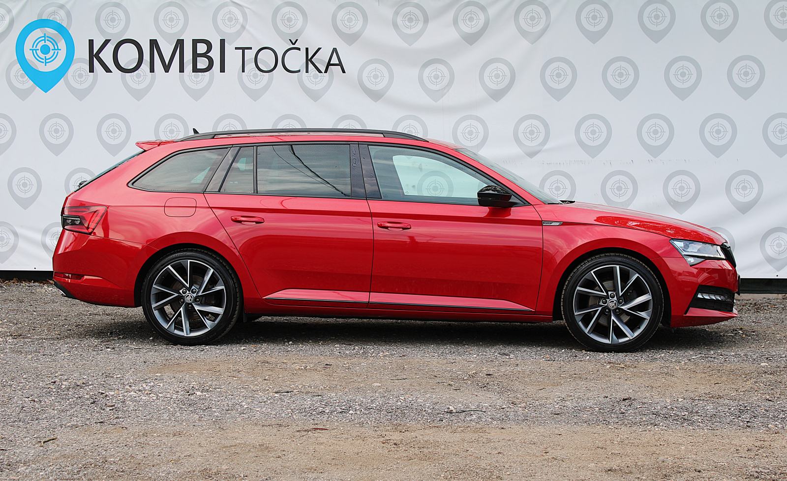 Škoda Superb Combi 2,0 TDI MATRIX VIRTUAL RADAR temp, fotografija 7