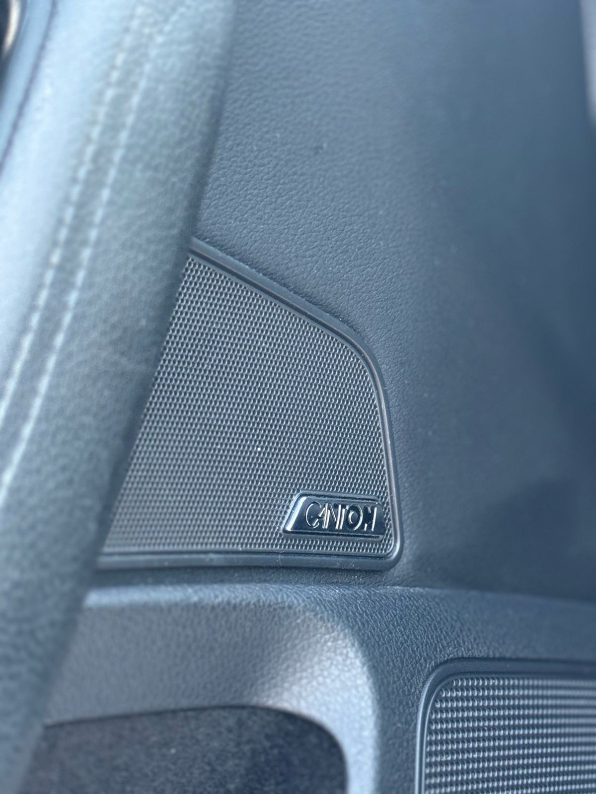 Škoda Superb Combi 2,0 TDI Premium Edition, fotografija 17