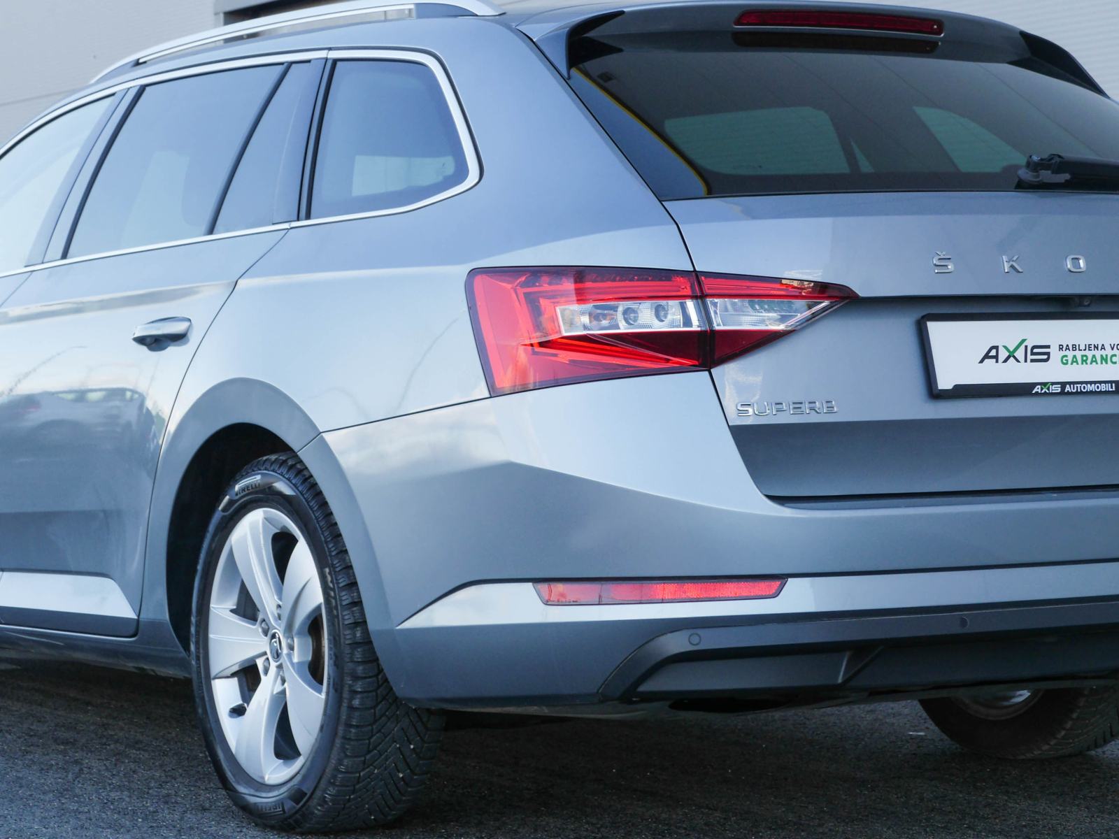 Škoda Superb Combi 2,0 TDI DSG ⭐AKCIJA - 2G. JAMSTVA + REGISTRACIJA⭐, fotografija 8