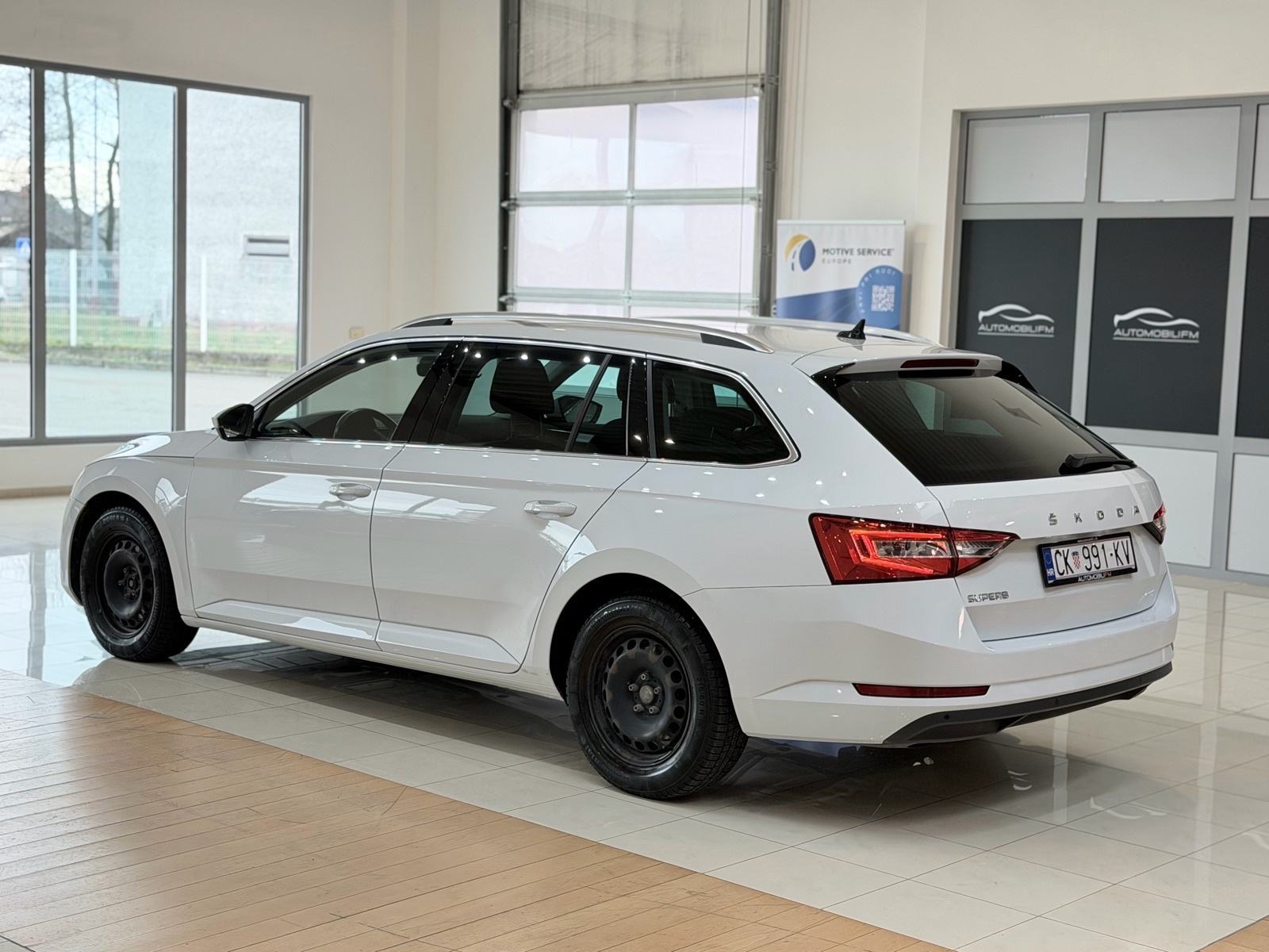 Škoda Superb Combi 2,0 TDI | DSG | 2022 | PDC | 17” |, fotografija 7