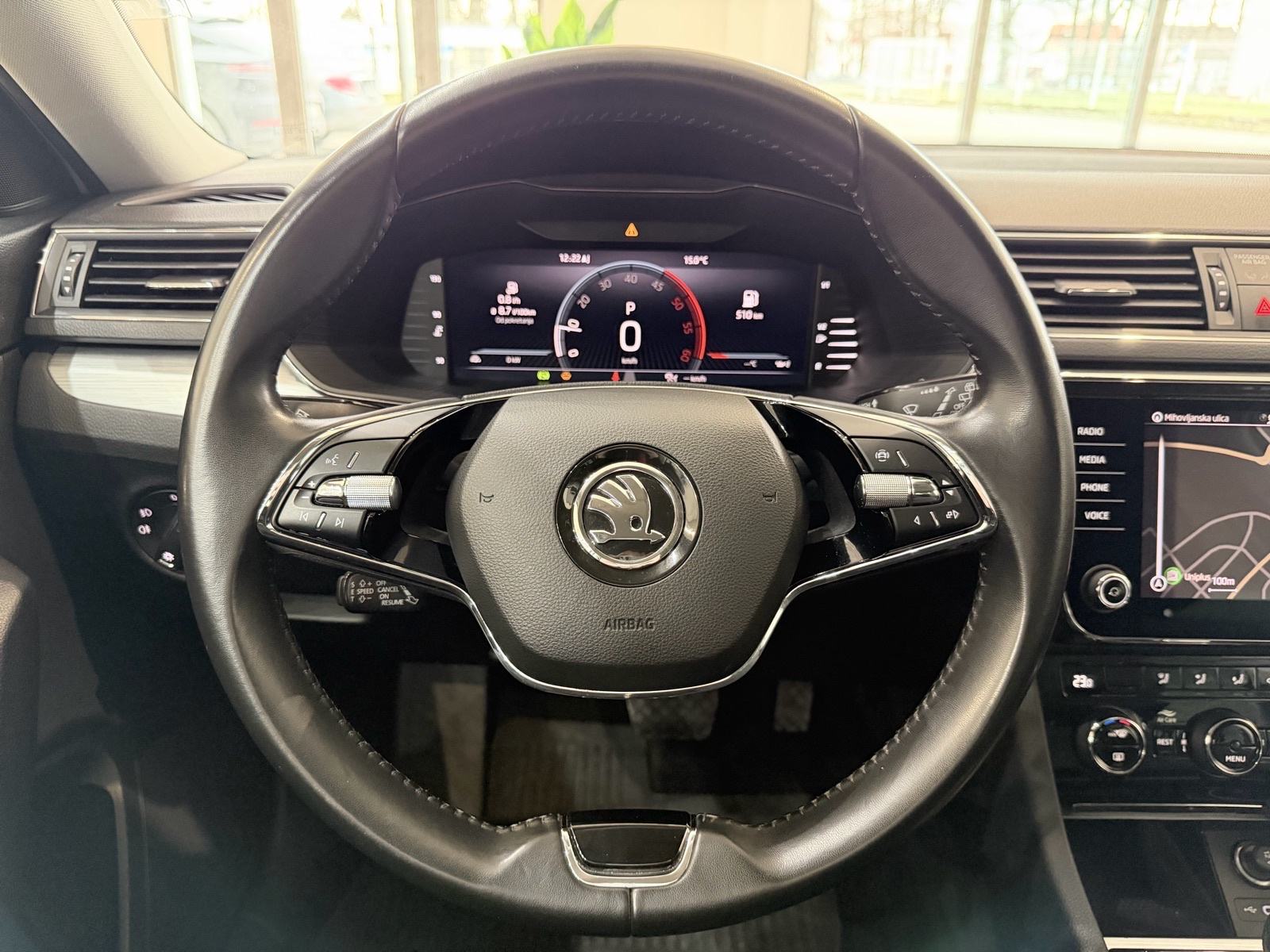 Škoda Superb Combi 2,0 TDI | DSG | 2022 | PDC | 17” |, fotografija 16