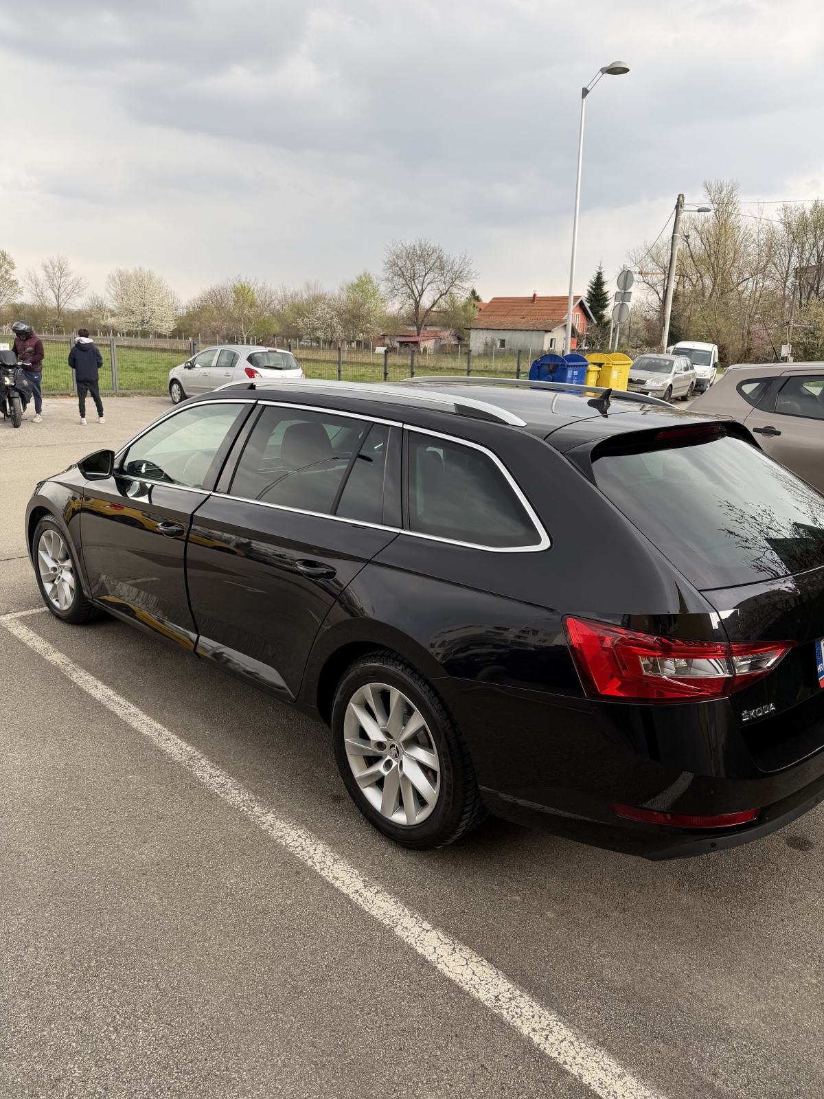Škoda Superb Combi 2,0 TDI, fotografija 4