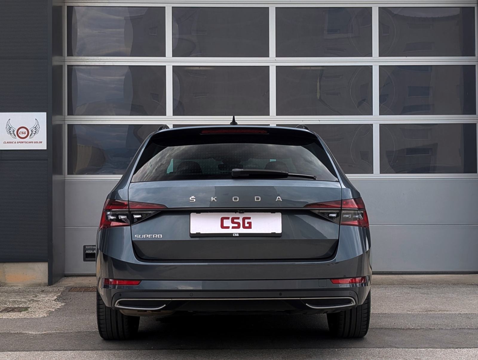Škoda Superb Combi 2.0 TDI Sportline DSG, fotografija 6