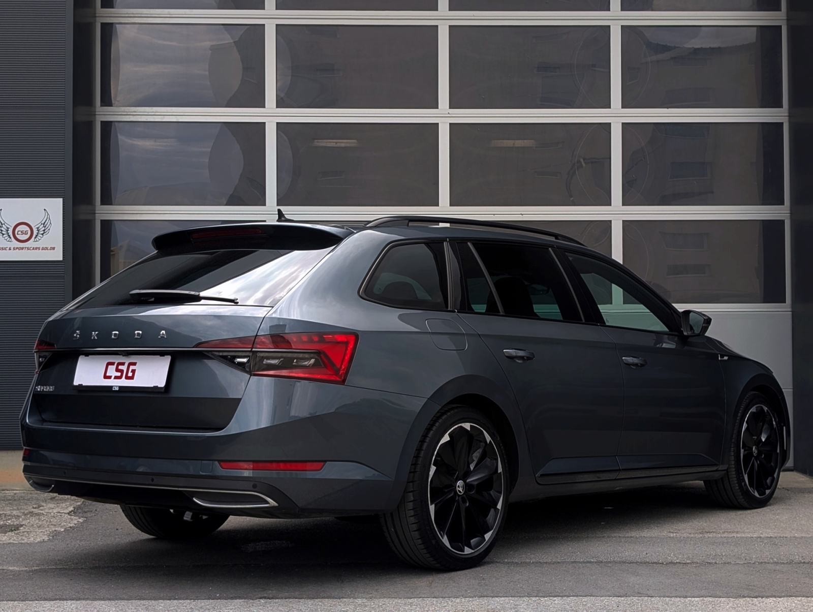 Škoda Superb Combi 2.0 TDI Sportline DSG, fotografija 7