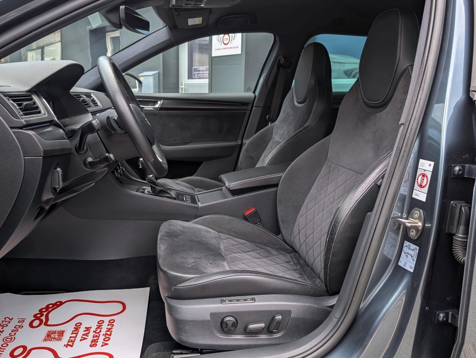 Škoda Superb Combi 2.0 TDI Sportline DSG, fotografija 11