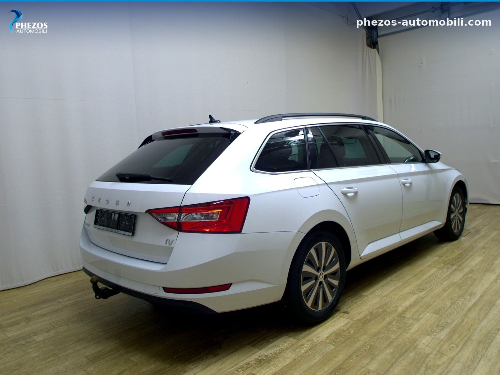 Škoda Superb Kombi 1.4 TSI iV Ambition, fotografija 4
