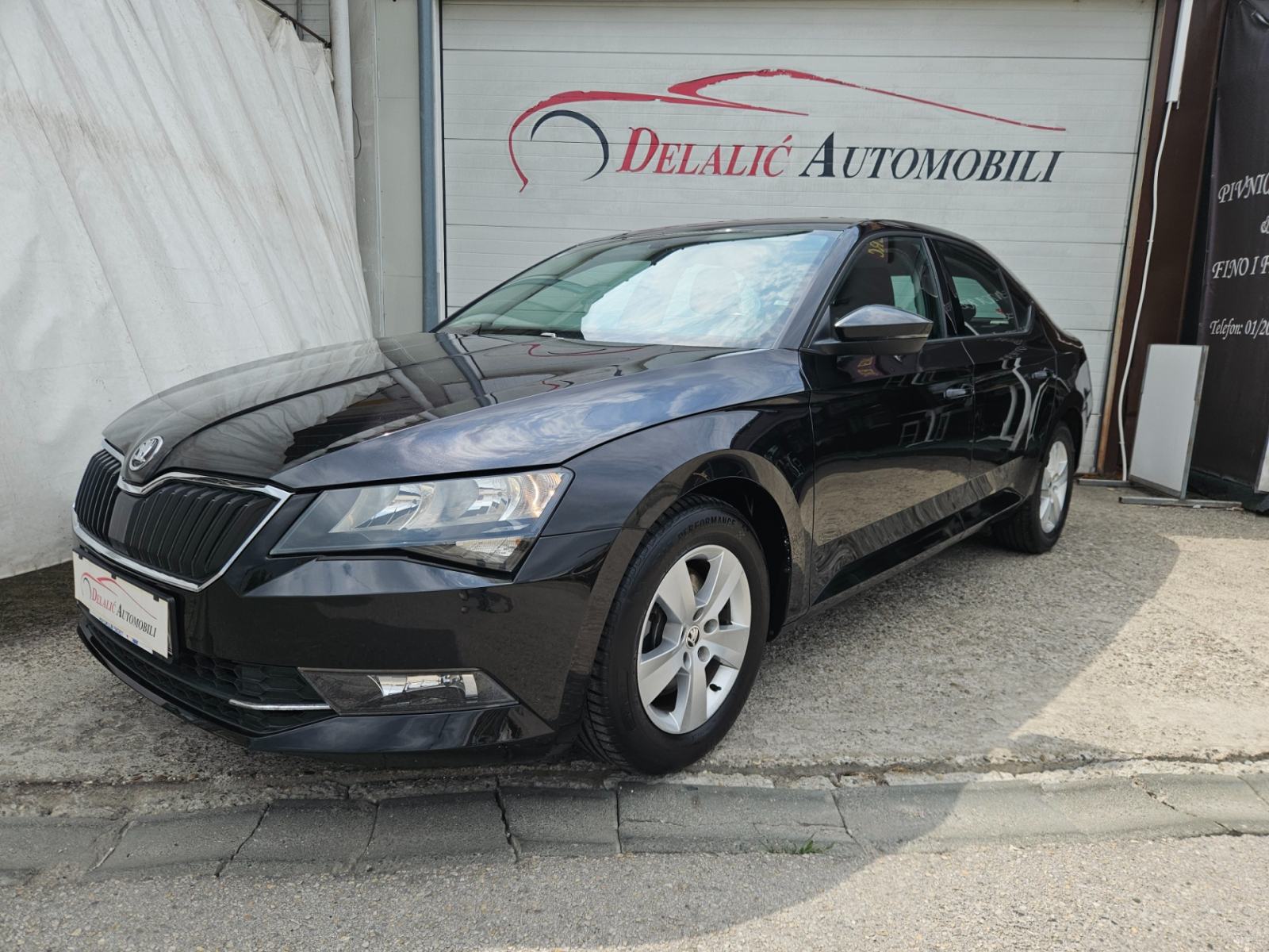 Škoda Superb Limousine 2,0 TDI L&K,163000 km,VRIJEDI POGLEDATI!, fotografija 2